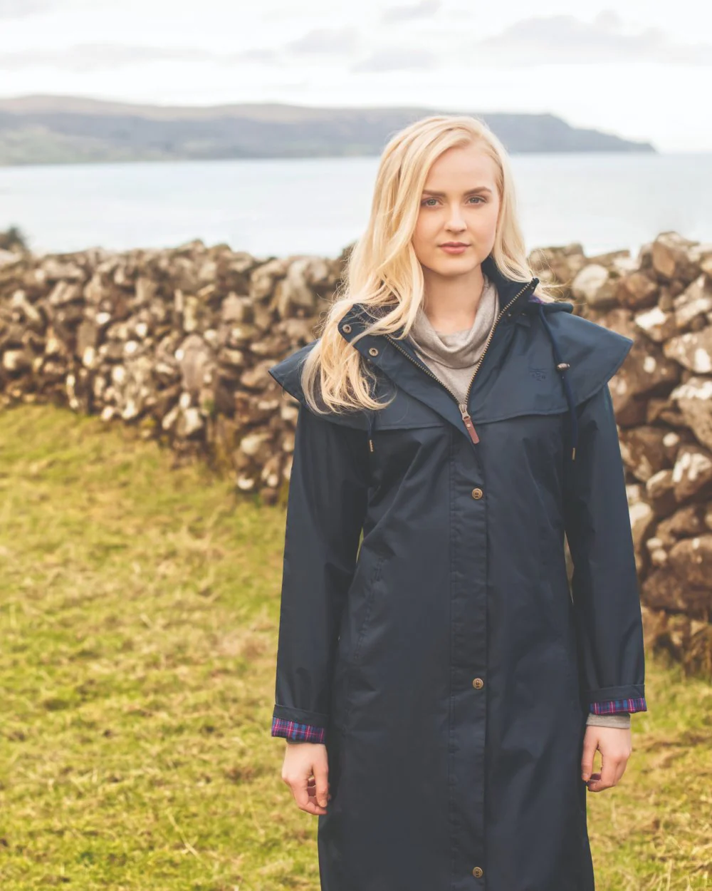 Lighthouse Outback Full Length Ladies Waterproof Raincoat - Image 4