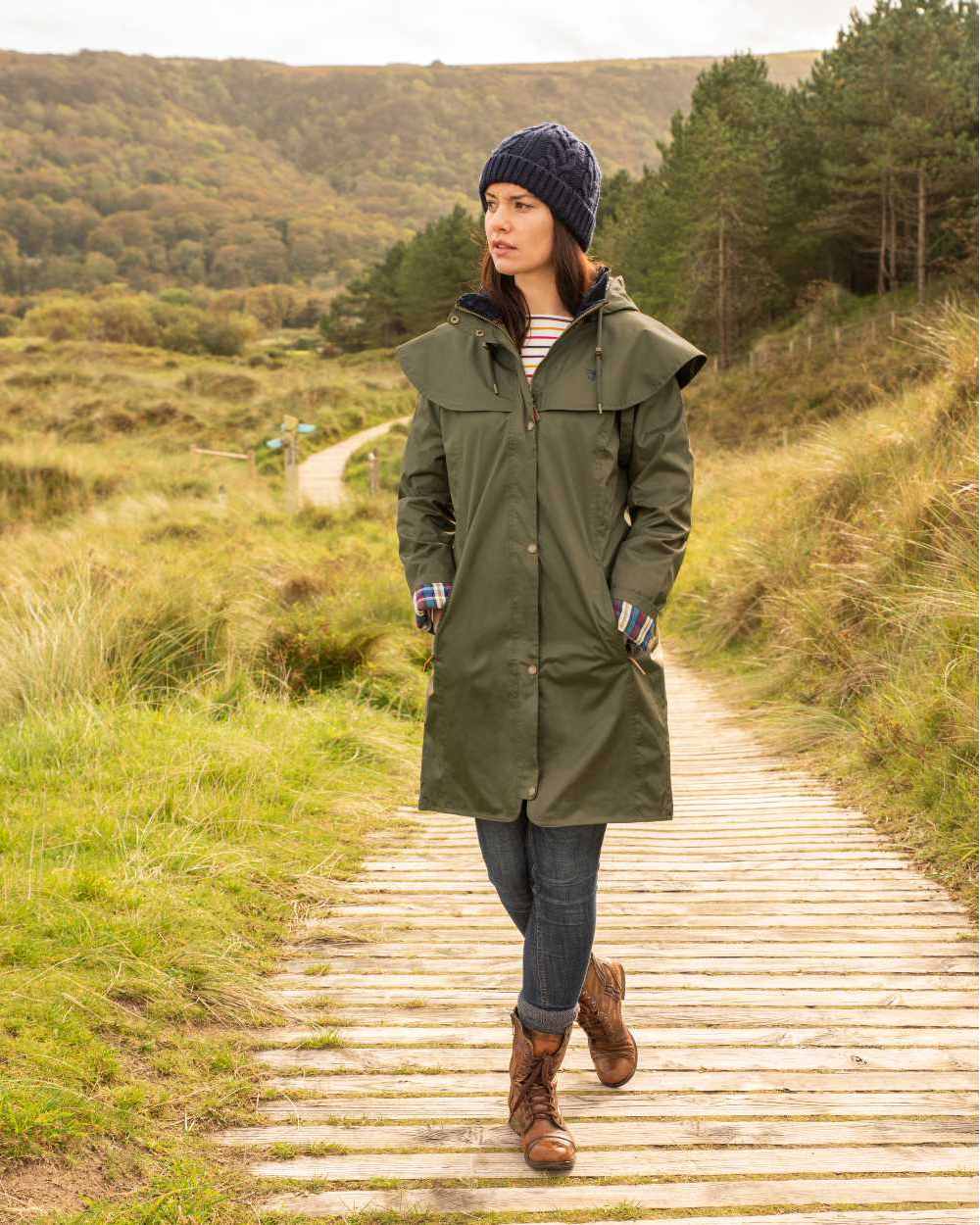 Lighthouse Outrider 3/4 Length Ladies Waterproof Raincoat - Image 15