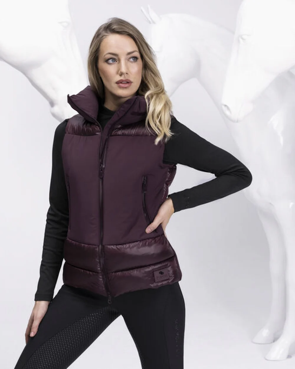 Pikeur Womens Quilted Waistcoat - Image 2
