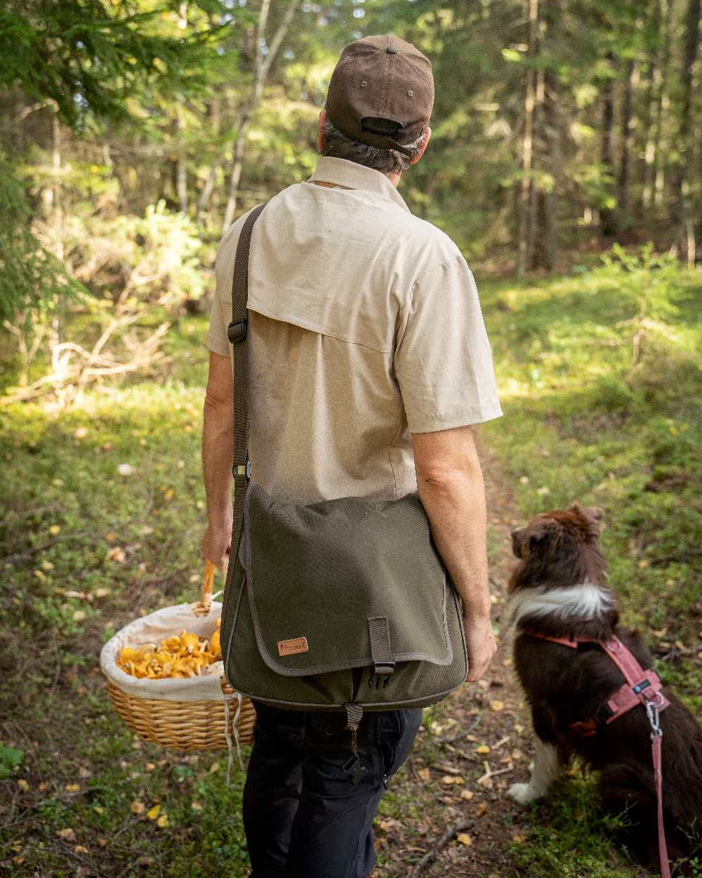 Pinewood Dog Sports Shoulder Bag - Image 4