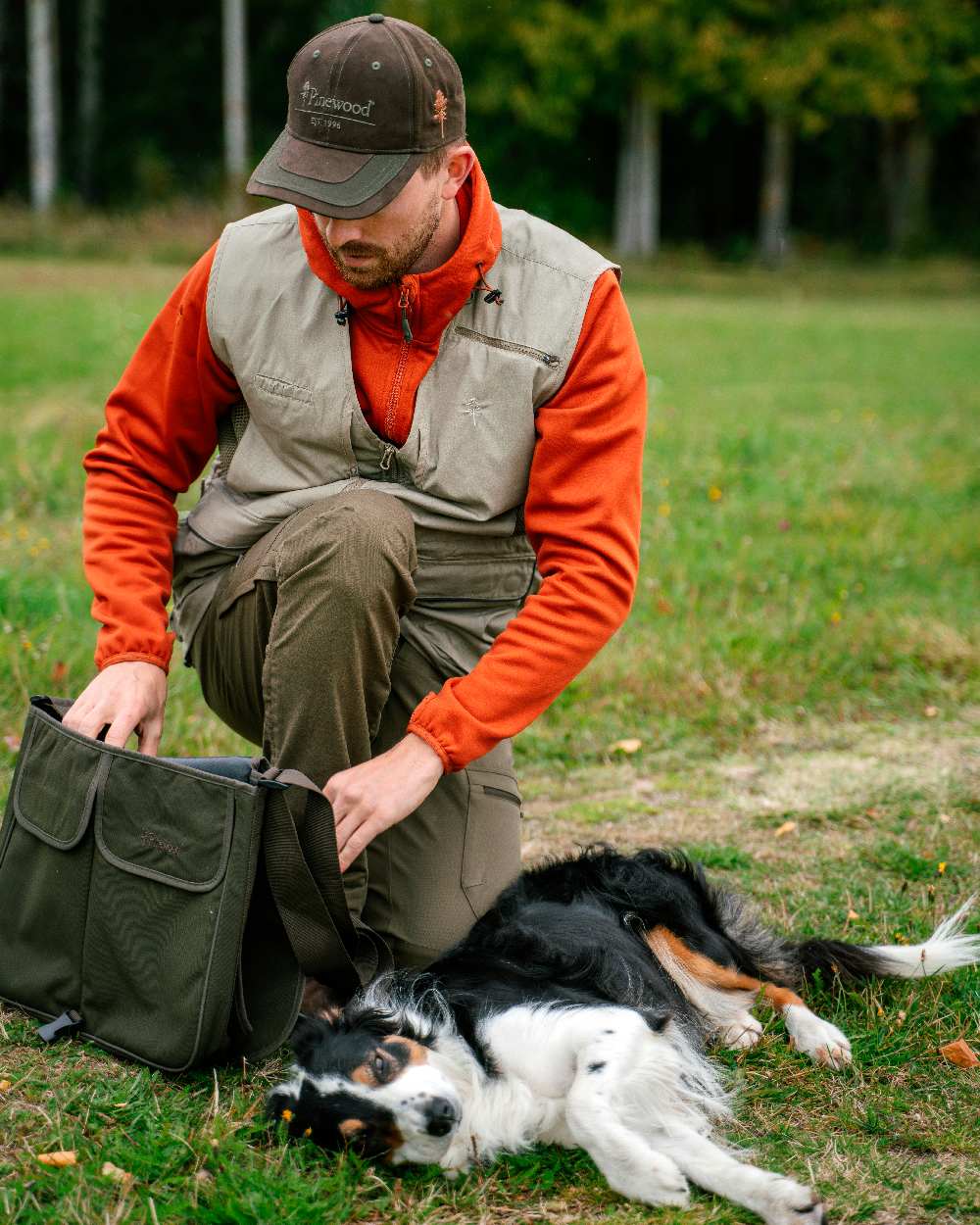 Pinewood Dog Sports Shoulder Bag - Image 5
