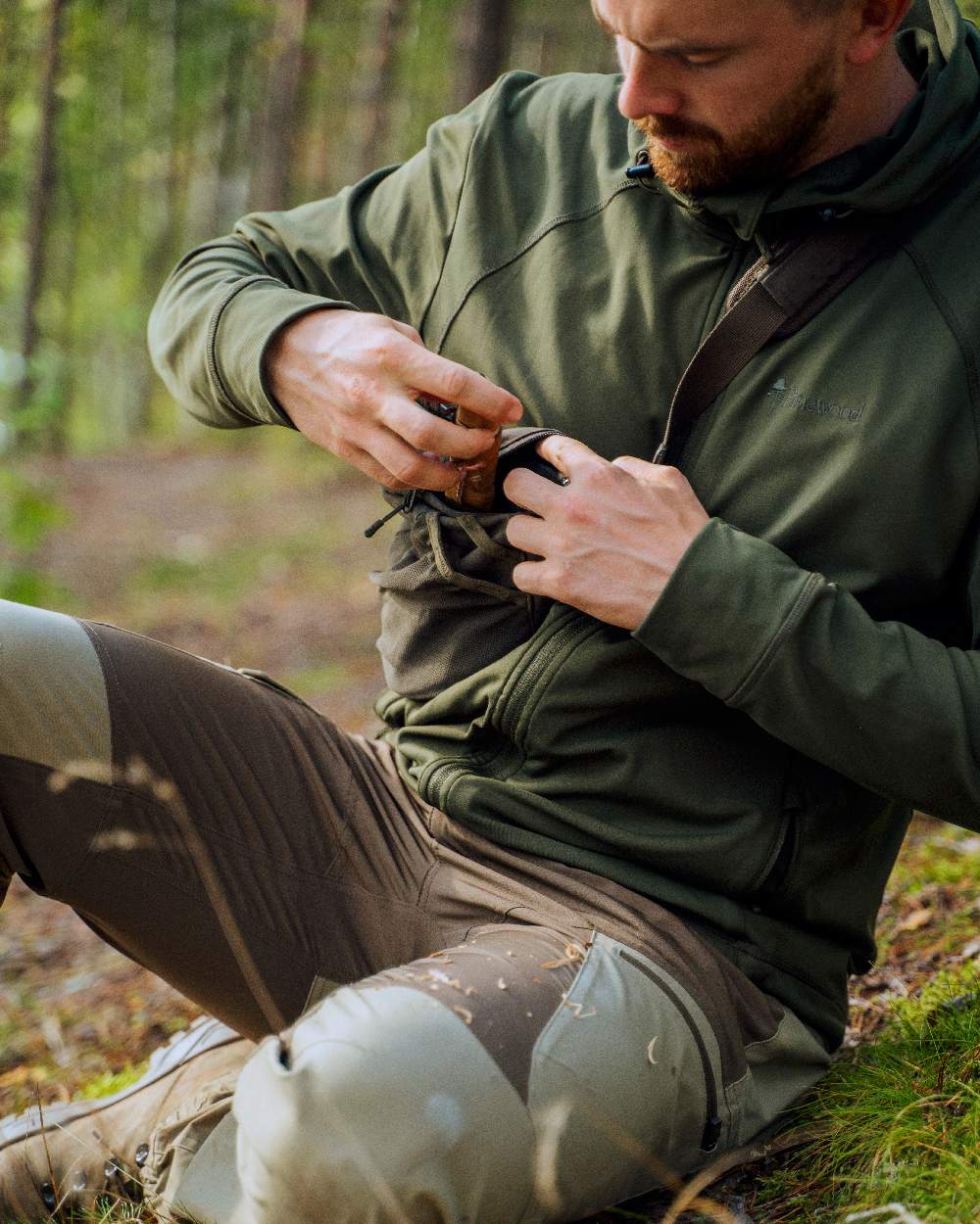 Pinewood Finnveden Hoodie - Image 21