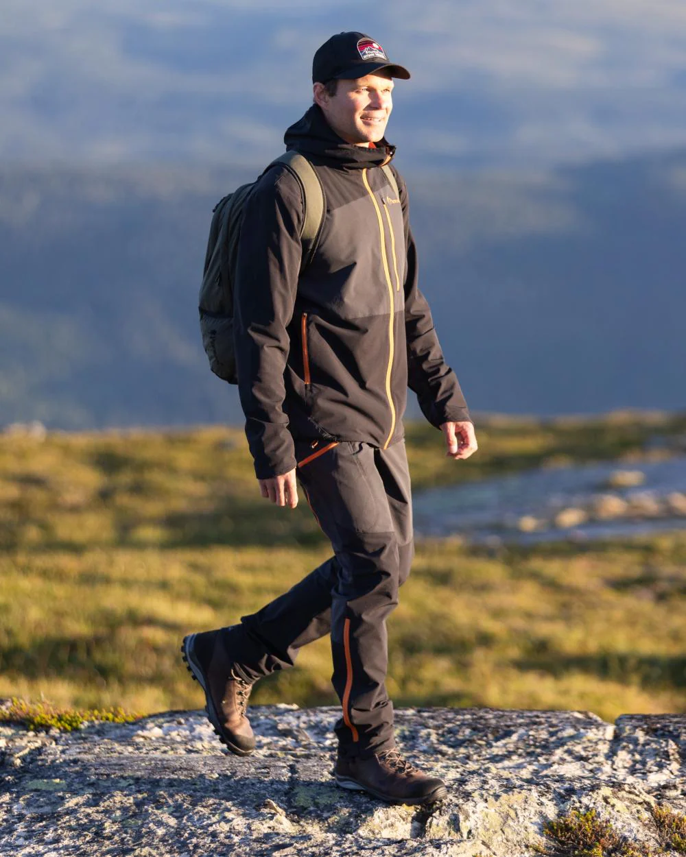 Pinewood Mens Abisko Light Stretch Jacket - Image 35