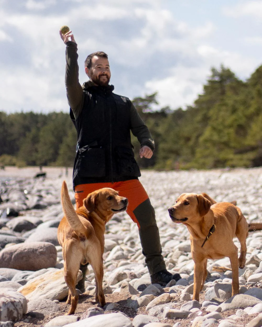 Pinewood Mens Dog Sports Trainer Vest - Image 6
