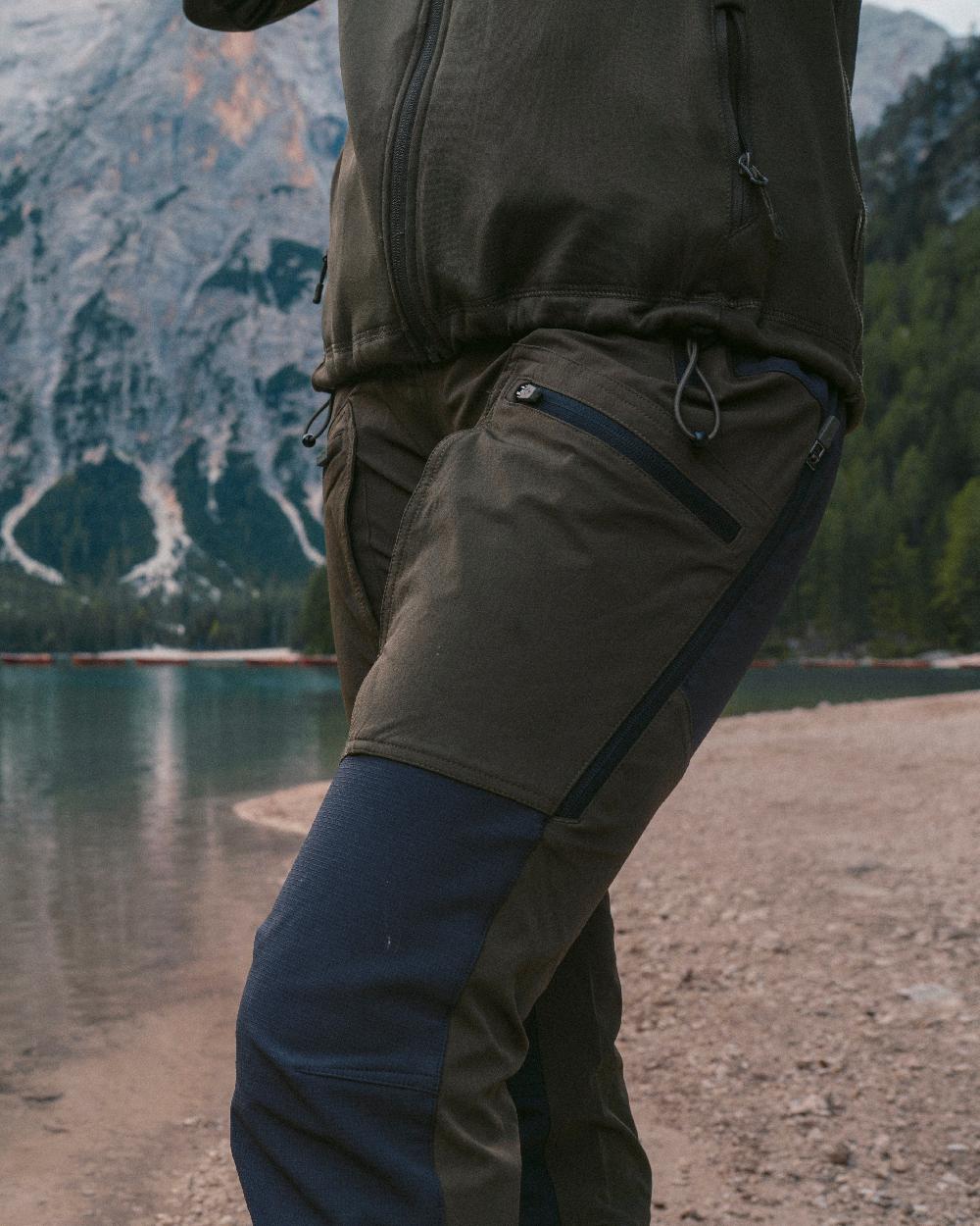 Pinewood Womens Abisko Adventure Trousers - Image 3