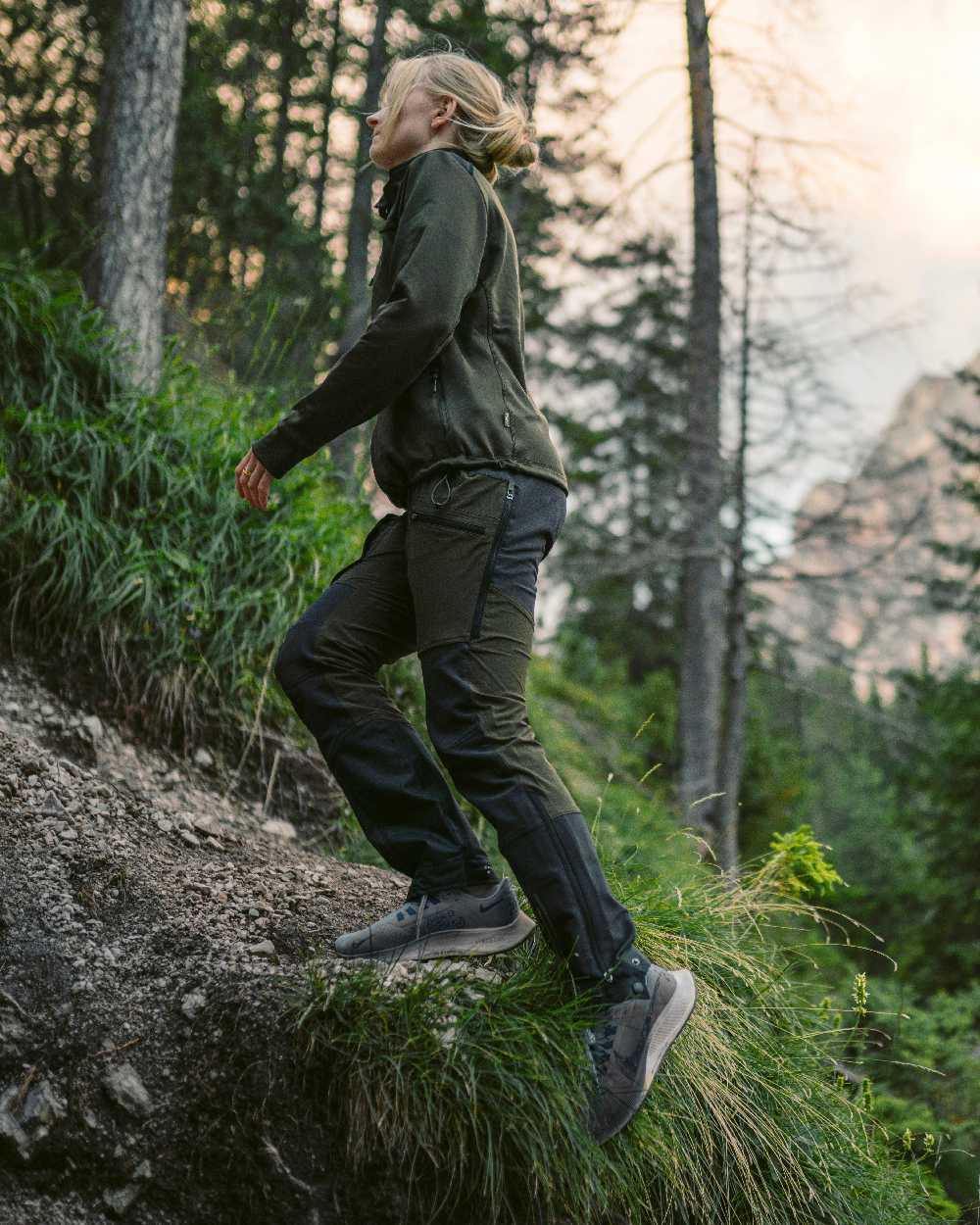 Pinewood Womens Abisko Adventure Trousers - Image 5