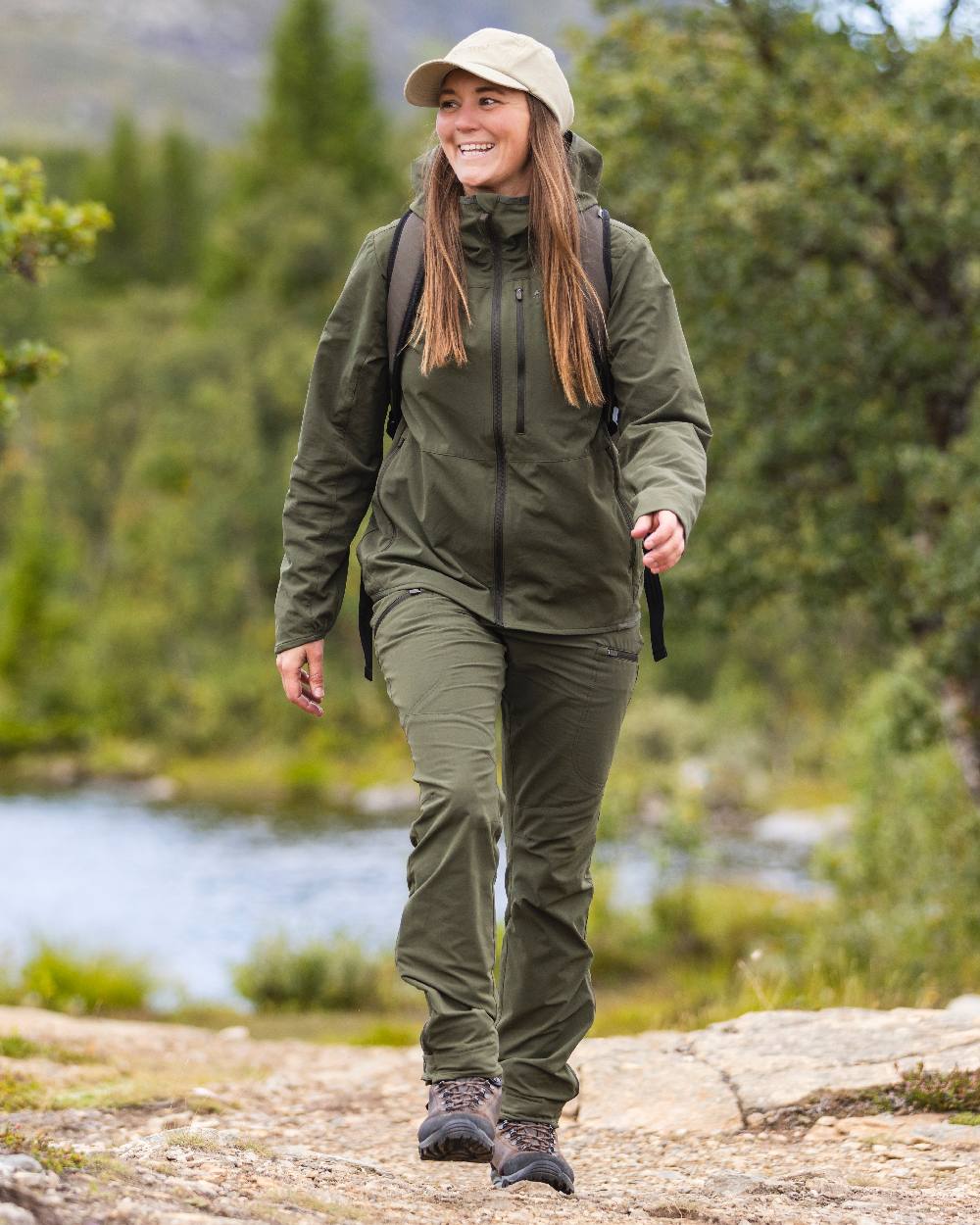 Pinewood Womens Abisko Light Stretch Trousers - Image 4