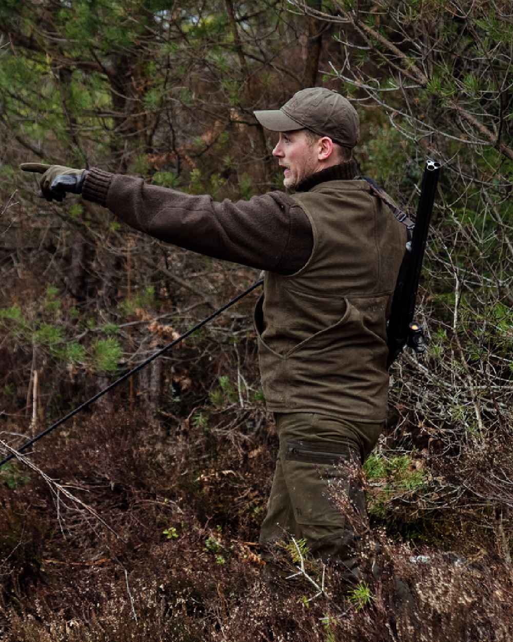 Harkila Pro Hunter Leather Waistcoat - Image 2
