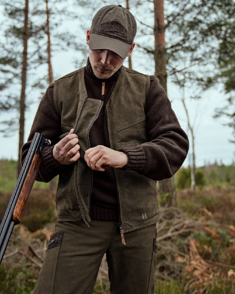 Harkila Pro Hunter Leather Waistcoat - Image 8