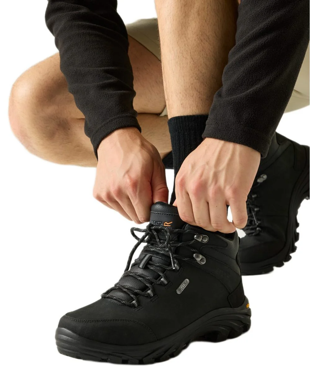 Regatta Mens Burrell Leather Waterproof Vibram Walking Boots - Image 5