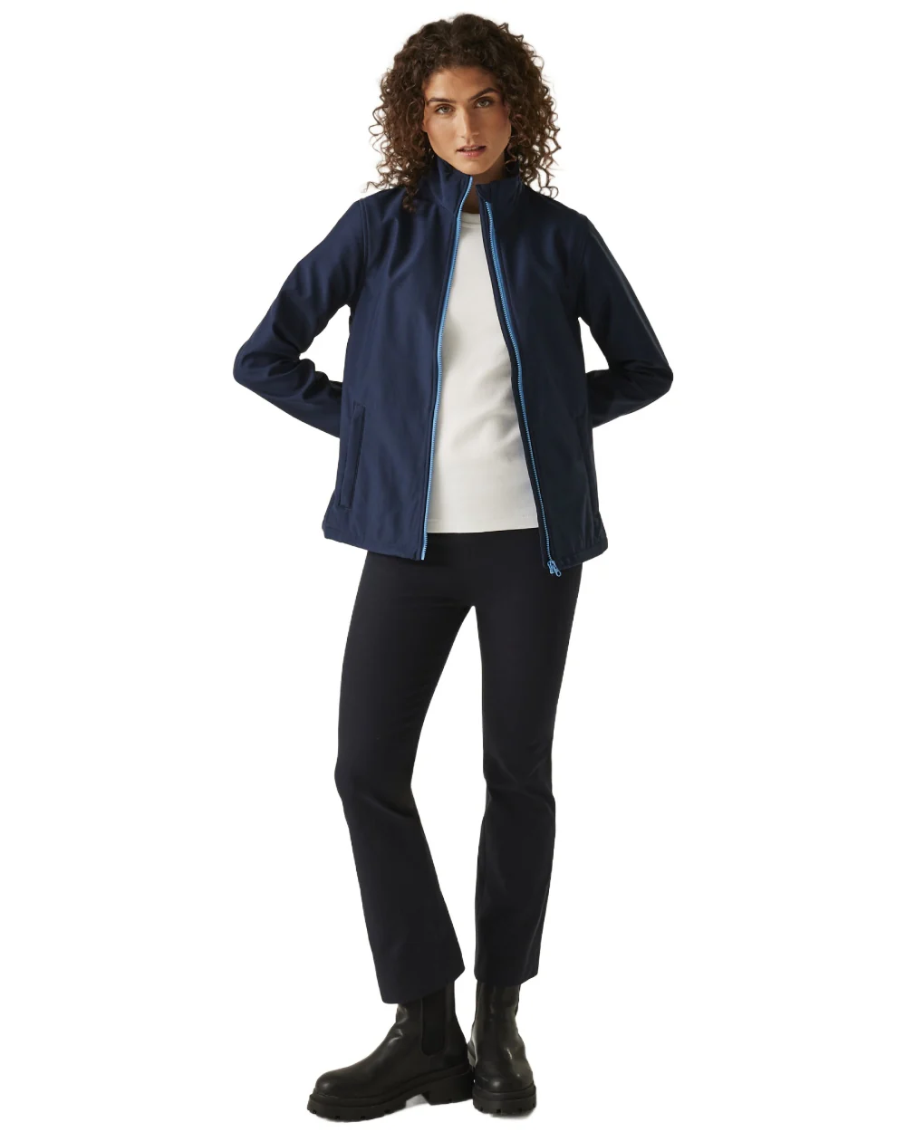 Regatta Professional Womens Ablaze Printable Softshell Jacket - Image 13