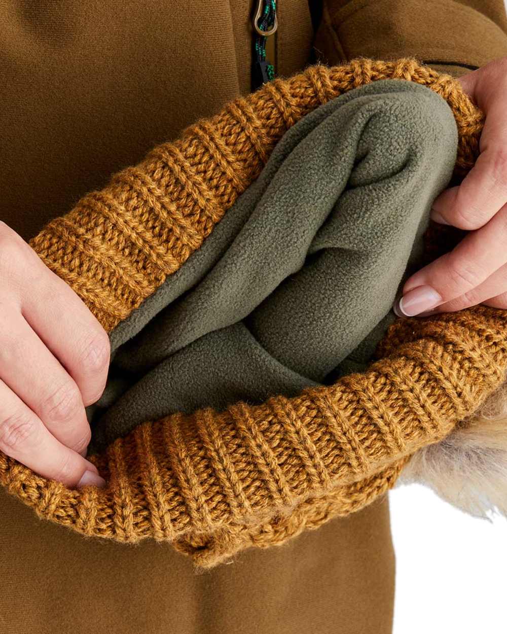 Ridgeline Nordic Fleck Bobble Hat - Image 18