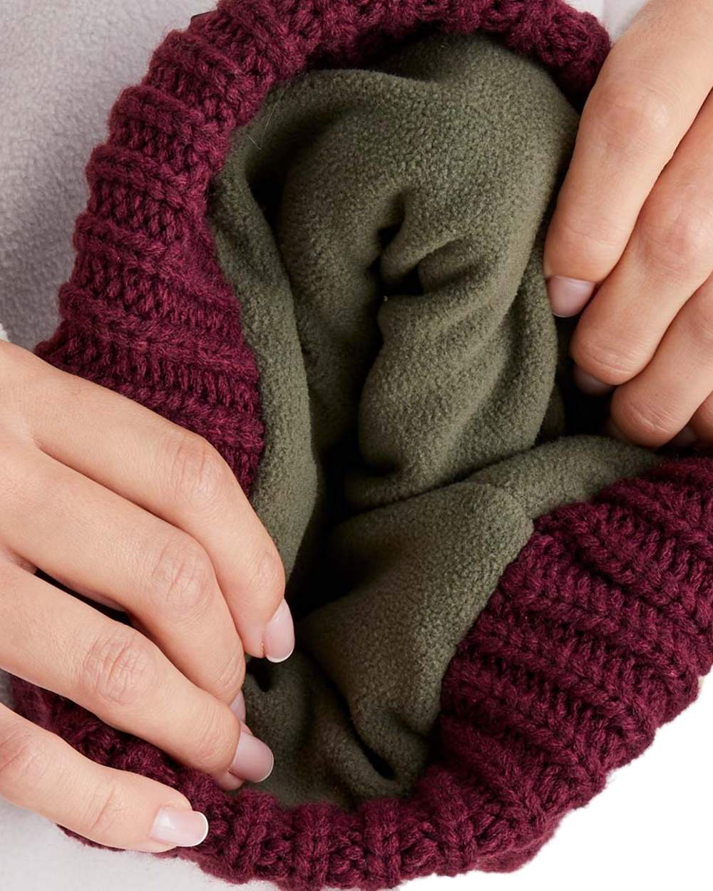 Ridgeline Nordic Fleck Bobble Hat - Image 37