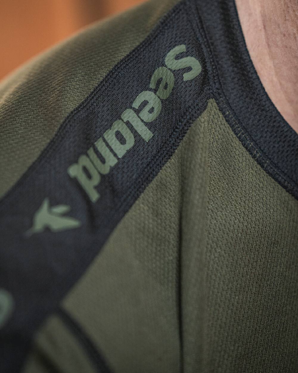 Seeland Crest Baselayer - Image 5