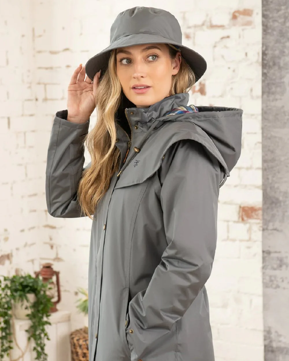Lighthouse Storm Waterproof Hat - Image 24