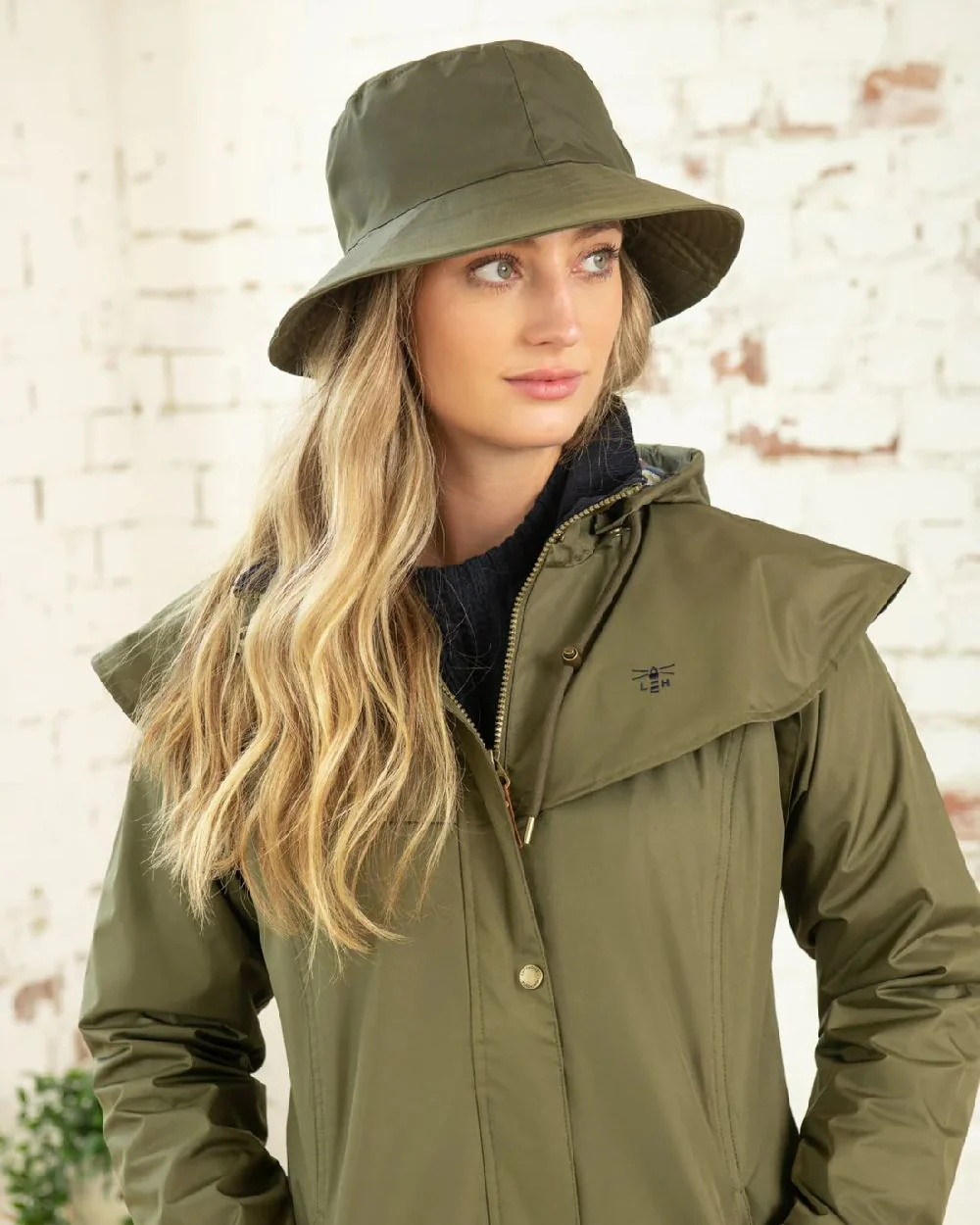 Lighthouse Storm Waterproof Hat - Image 3