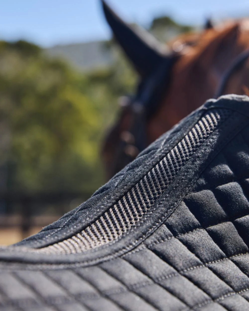 WeatherBeeta Prime Air-Tec Jump Shaped Saddle Pad - Image 5