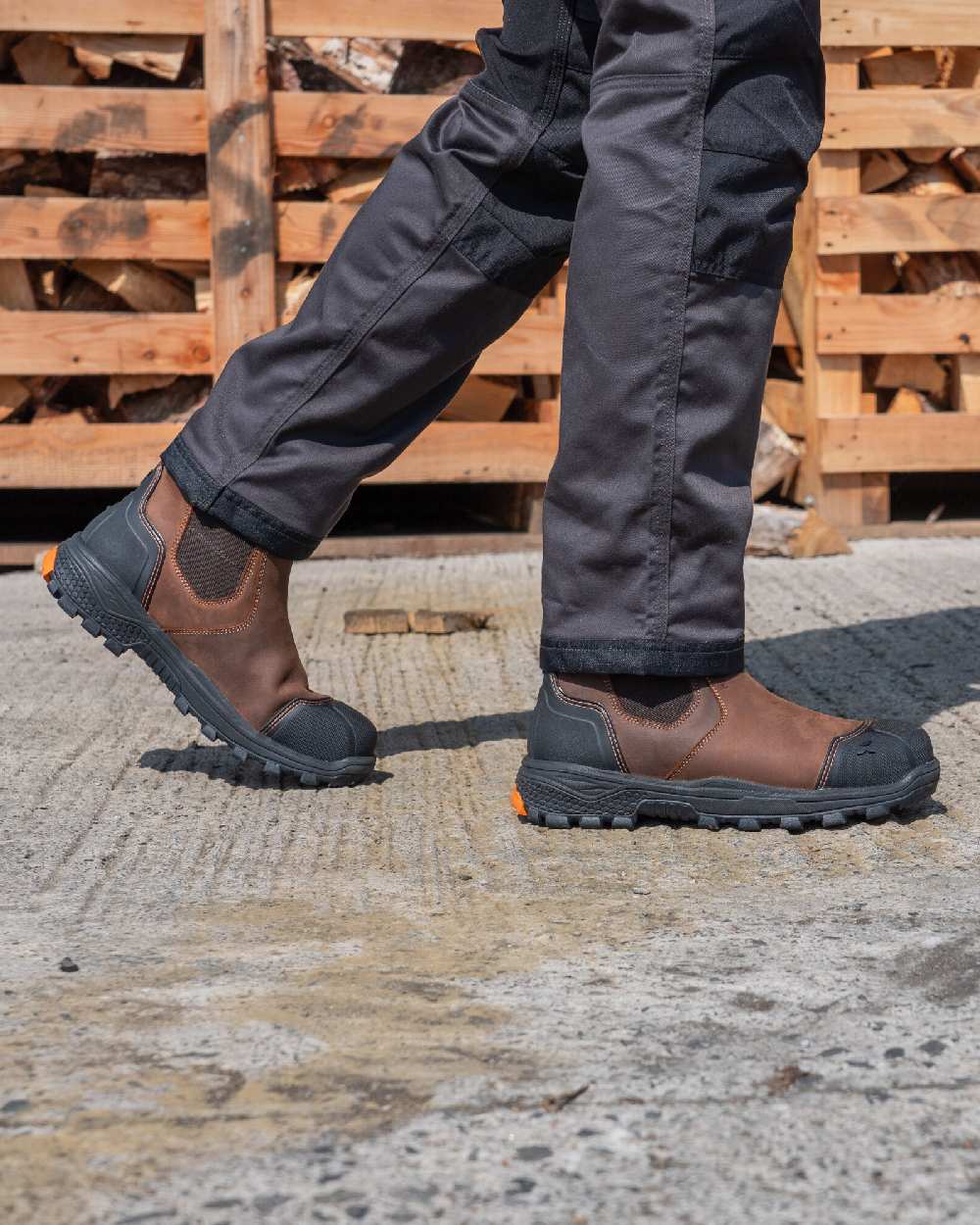 Xpert Mens Pro Forge Waterproof Safety Dealer Boots - Image 2