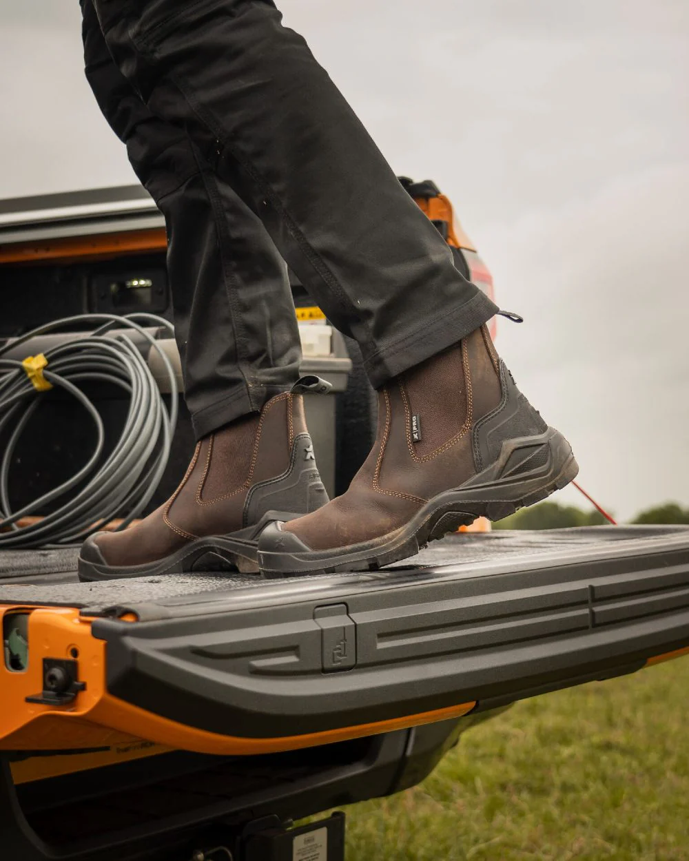 Xpert Mens Pro Hutton Safety Dealer Boots - Image 2